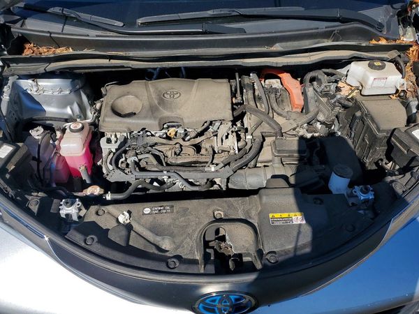 2021 TOYOTA SIENNA LE