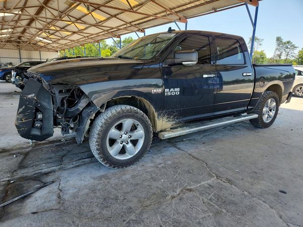 2017 RAM 1500 SLT