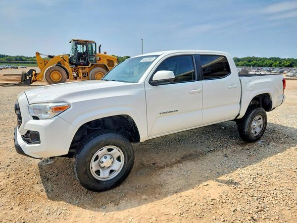 2018 TOYOTA TACOMA