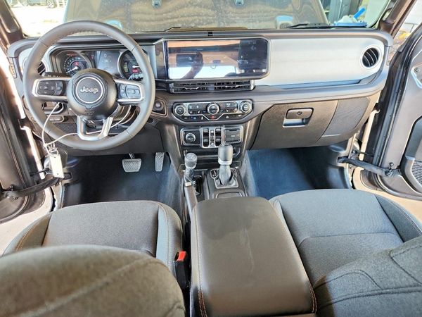 2025 JEEP WRANGLER