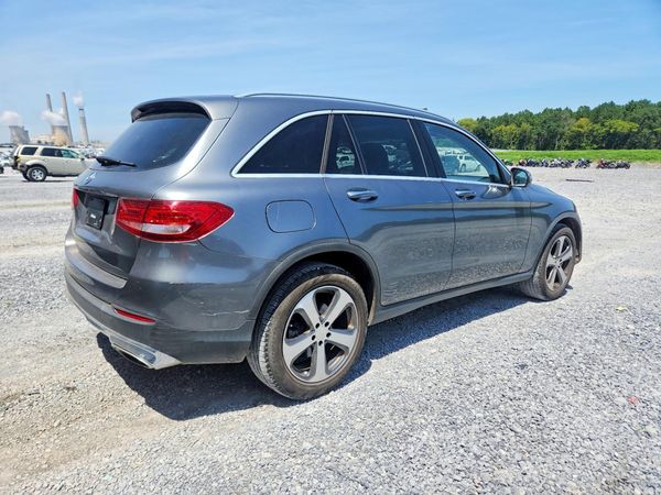 2016 MERCEDES-BENZ GLC GLC300