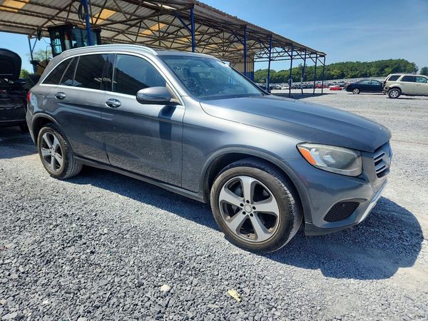 2016 MERCEDES-BENZ GLC GLC300