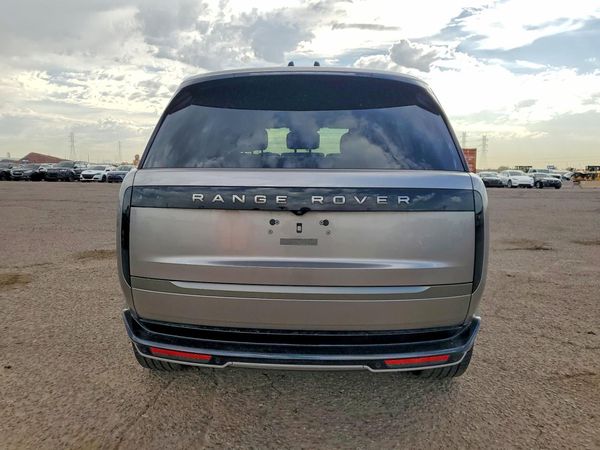2025 LAND ROVER RANGE ROVER SE