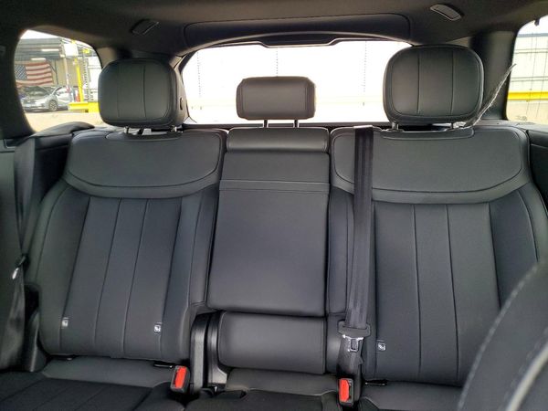 2025 LAND ROVER RANGE ROVER SE