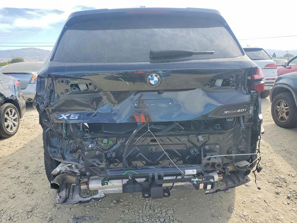 2025 BMW X5