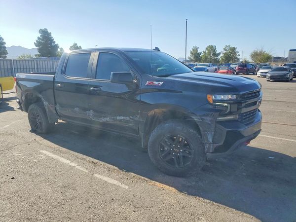2021 CHEVROLET SILVERADO Trail Boss - LT — Passenger 3/4