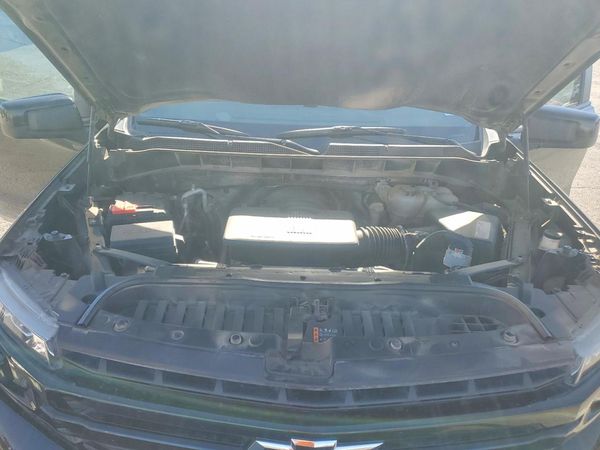 2021 CHEVROLET SILVERADO Trail Boss - LT — Engine bay