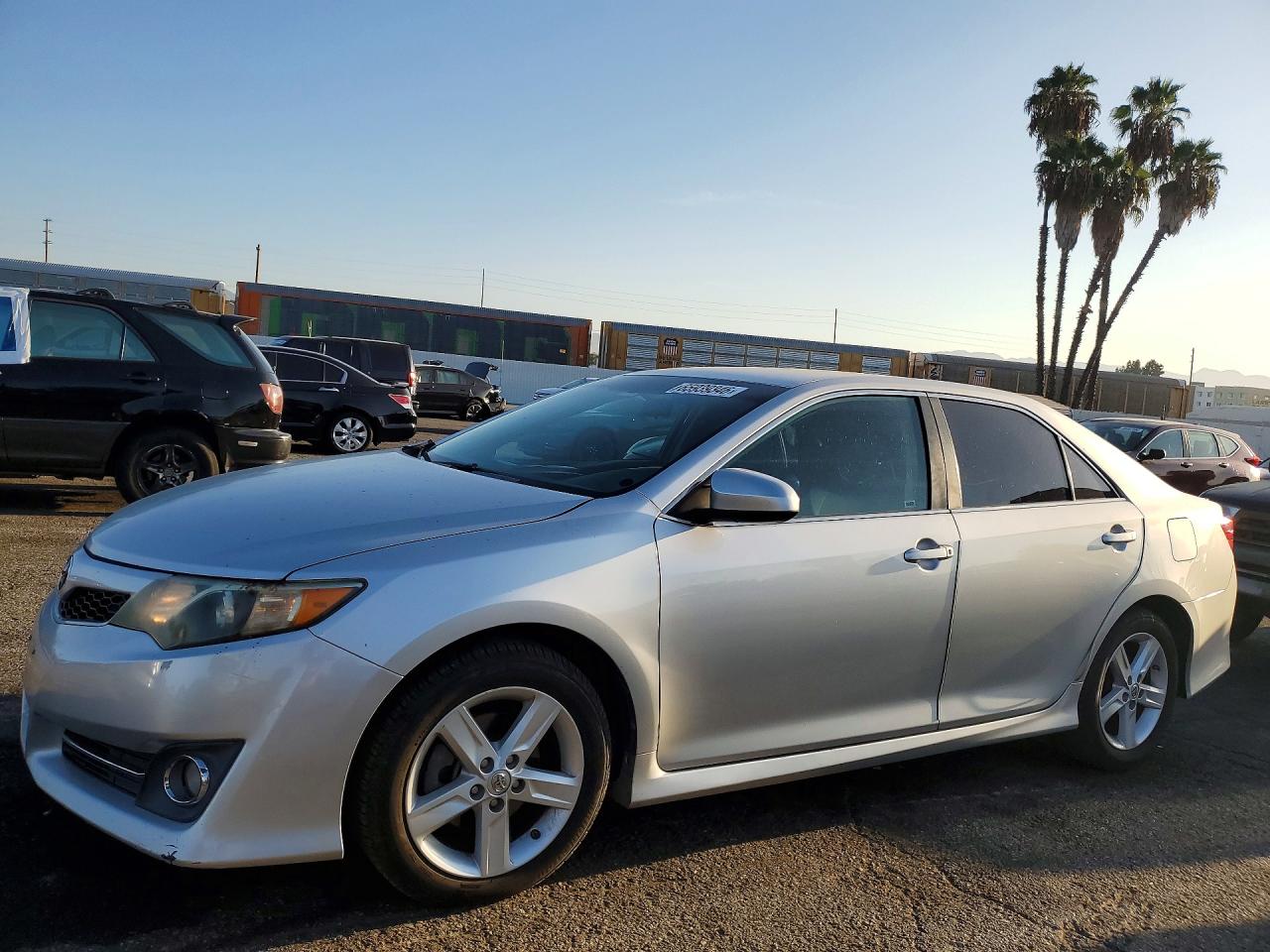 2013 TOYOTA CAMRY