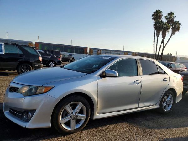 2013 TOYOTA CAMRY