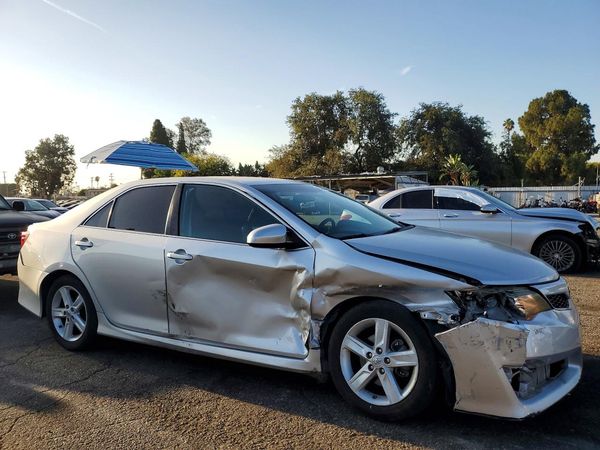 2013 TOYOTA CAMRY