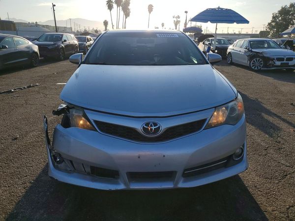 2013 TOYOTA CAMRY