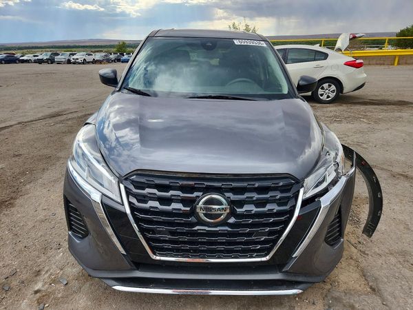 2021 NISSAN KICKS S