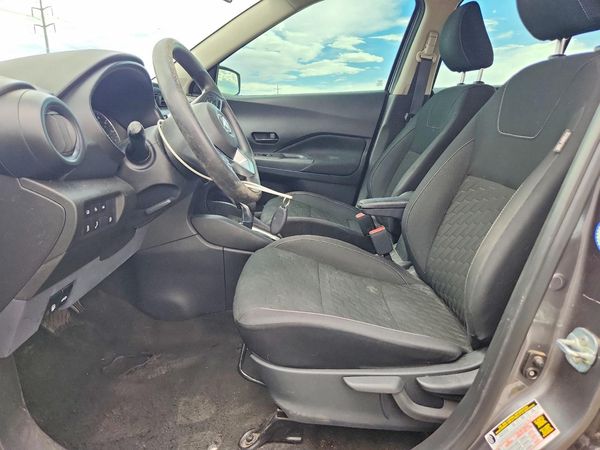 2021 NISSAN KICKS S