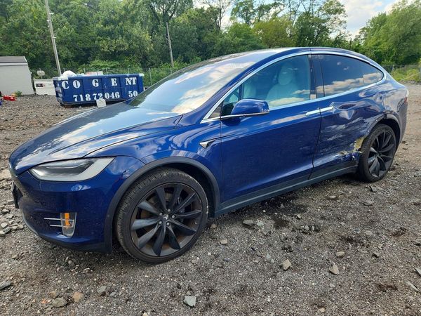 2018 TESLA MODEL X