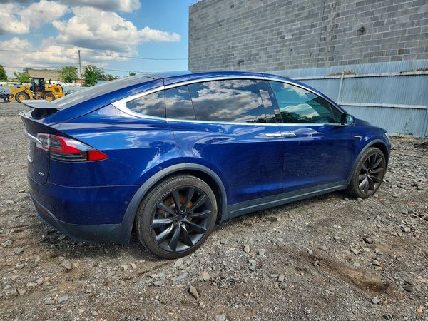 2018 TESLA MODEL X