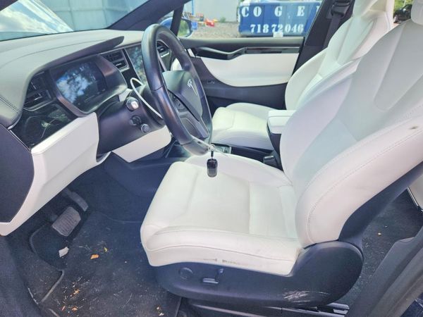 2018 TESLA MODEL X