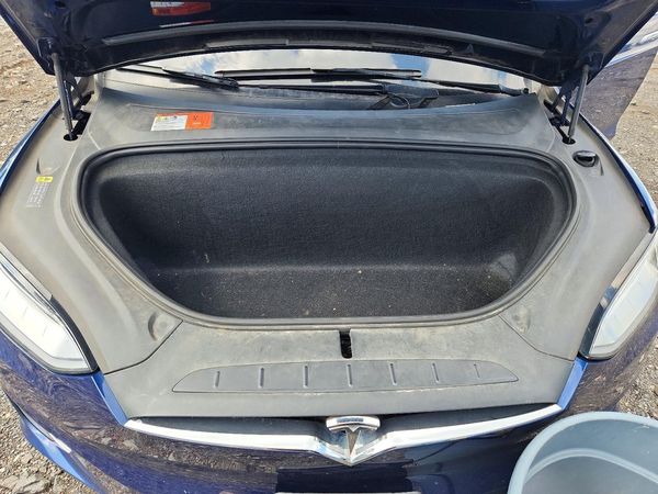 2018 TESLA MODEL X