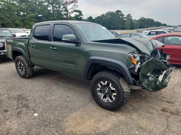 2021 TOYOTA TACOMA SR5