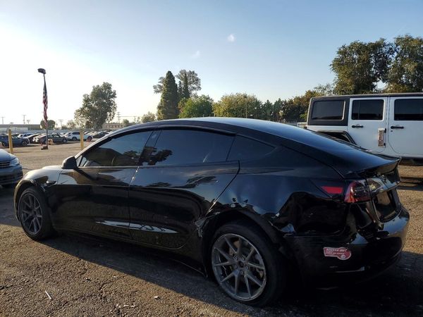 2021 TESLA MODEL 3