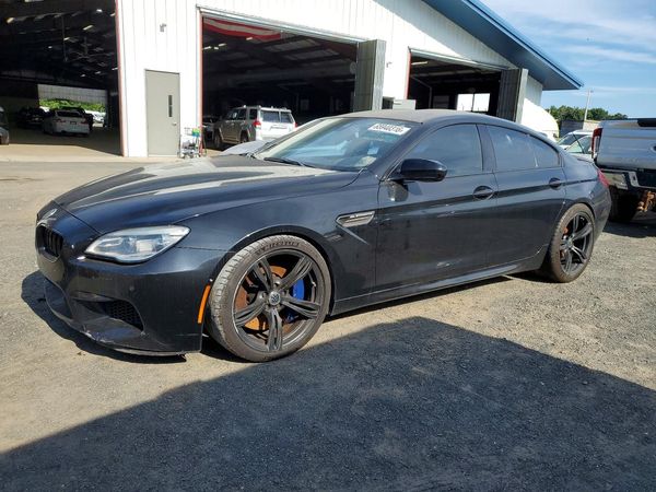2016 BMW M6 — Front 3/4