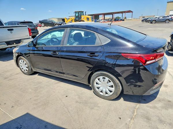 2018 HYUNDAI ACCENT SE and SEL