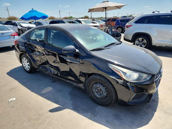 2018 HYUNDAI ACCENT SE and SEL