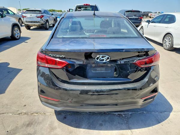 2018 HYUNDAI ACCENT SE and SEL