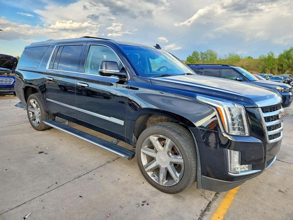 2016 CADILLAC ESCALADE ESV Premium