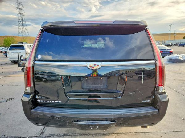 2016 CADILLAC ESCALADE ESV Premium