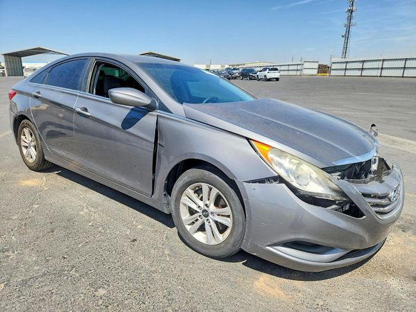 2013 HYUNDAI SONATA GLS/ GLS Popular
