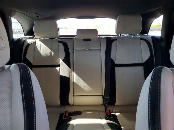 2018 LAND ROVER RANGE ROVER VELAR R-Dynamic SE