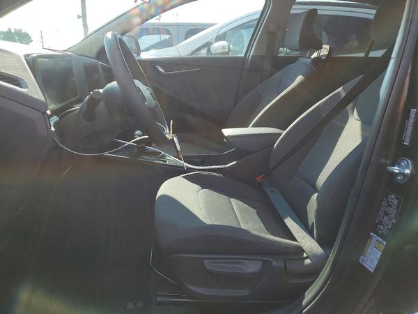 2026 KIA NIRO LX