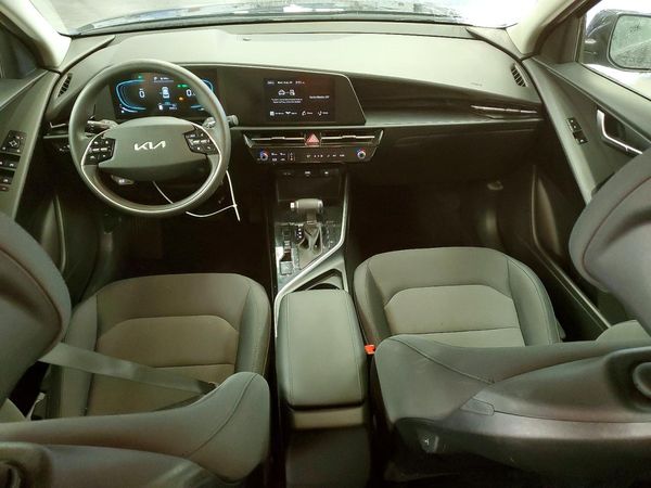 2026 KIA NIRO LX