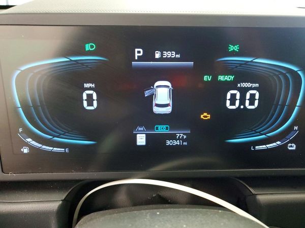 2026 KIA NIRO LX