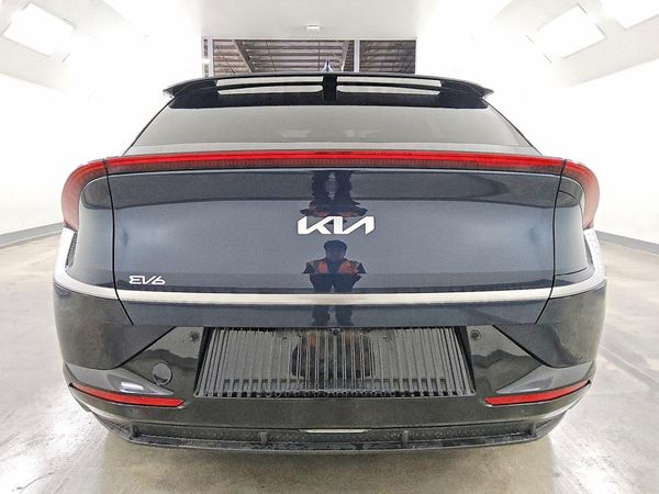 2023 KIA EV6 Light, Wind