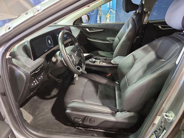 2024 KIA EV6 Light, Wind