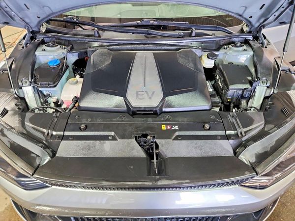 2024 KIA EV6 Light, Wind