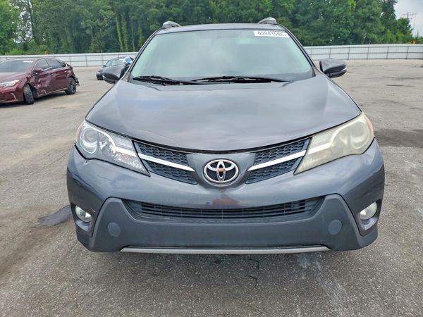 2015 TOYOTA RAV4
