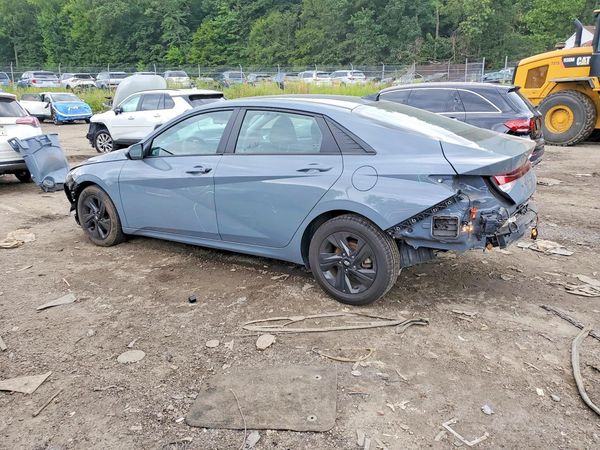 2023 HYUNDAI ELANTRA