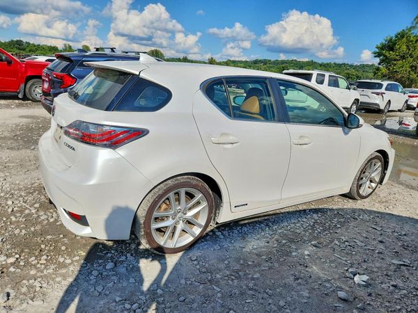 2015 LEXUS CT 200h