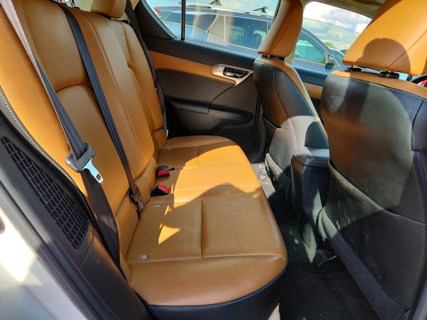 2015 LEXUS CT 200h