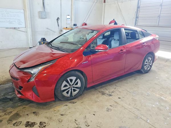 2018 TOYOTA PRIUS