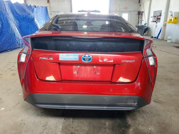 2018 TOYOTA PRIUS
