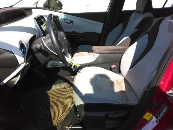 2018 TOYOTA PRIUS
