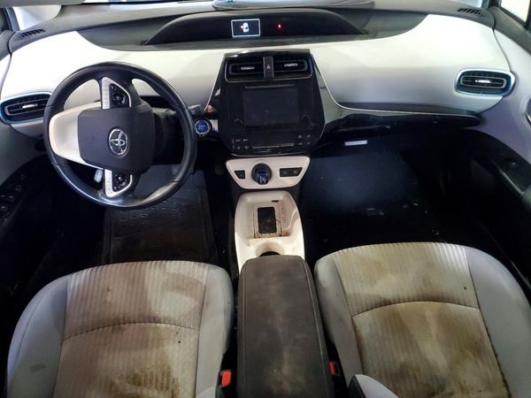 2018 TOYOTA PRIUS
