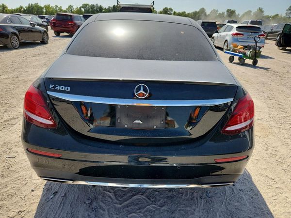 2018 MERCEDES-BENZ E