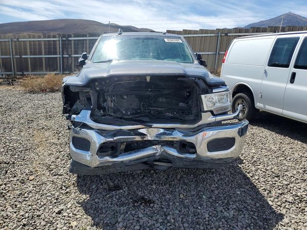 2019 RAM 3500