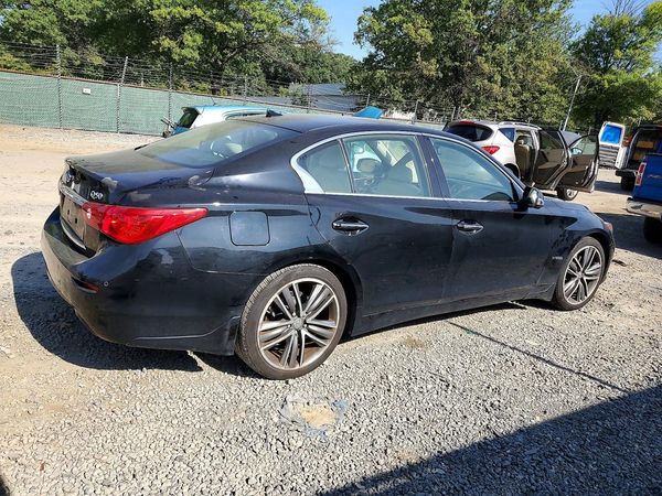 2016 INFINITI Q50