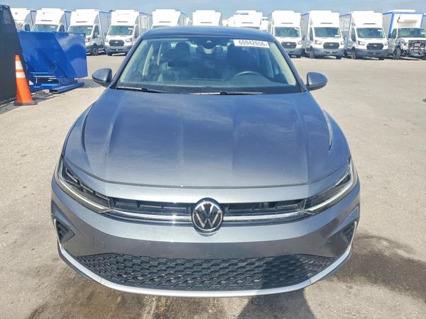 2025 VOLKSWAGEN JETTA SE