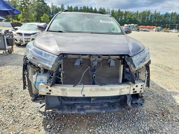2019 TOYOTA HIGHLANDER SE/XLE